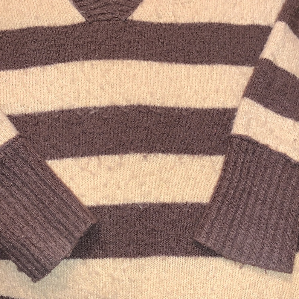 Large L Women’s Hooded V-Neck Sweater SO Tan & Brown - Picture 2 of 5
